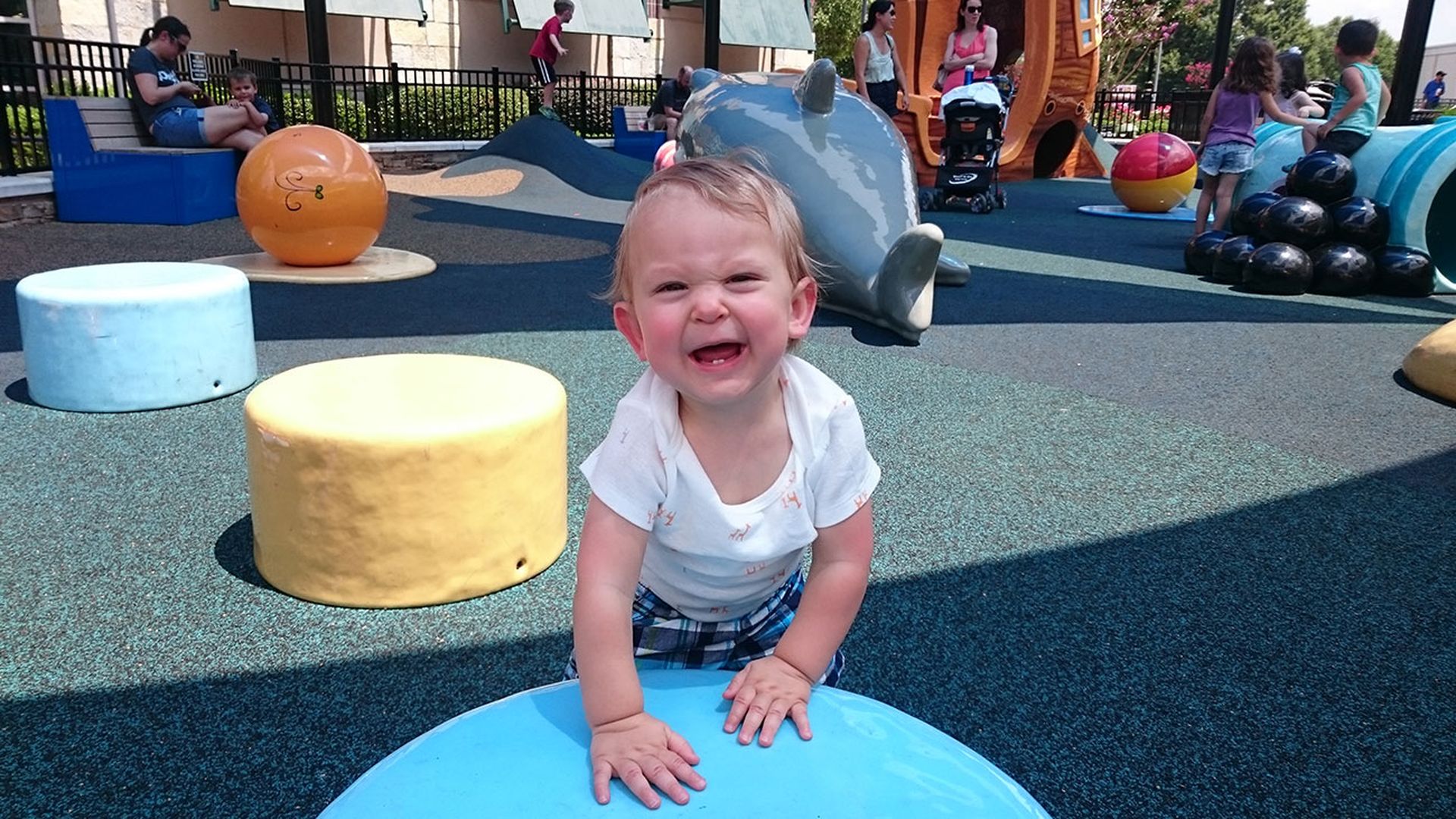 SouthPark-Mall-playground