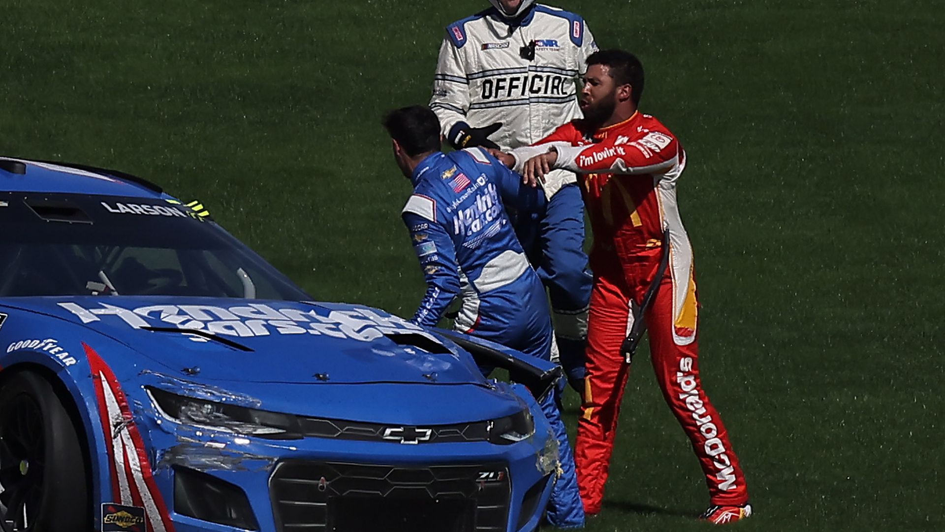 Bubba Wallace and Kyle Larson