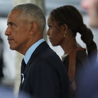 Trump once questioned Obama's citizenship. Now Obama is speaking out for Ilhan Omar.