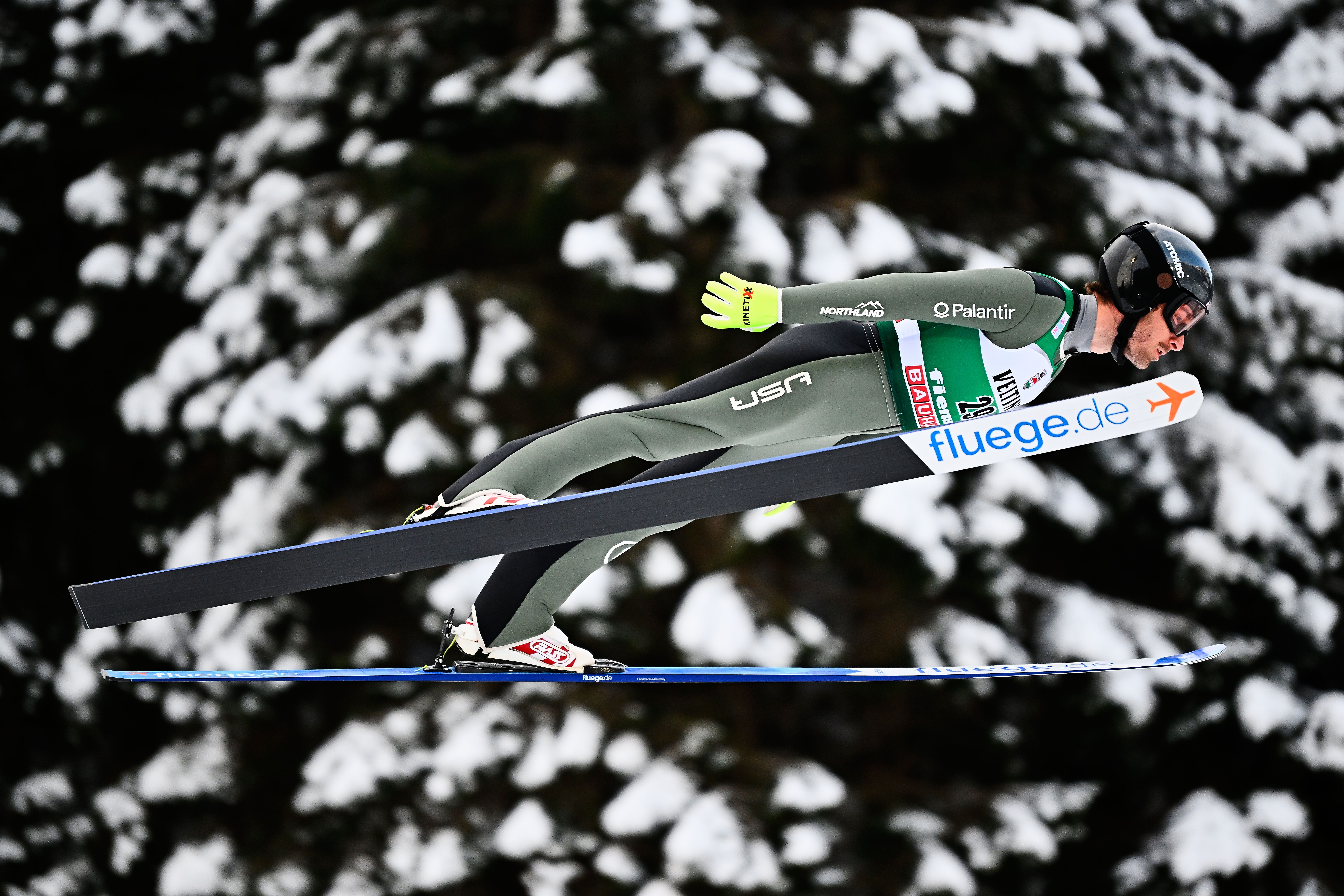  Taylor Fletcher of United States competes during the Individual Gundersen HS106/10km at the FIS World Cup Nordic Combined Men Val di Fiemme at Predazzo on January 08, 2022 in Val di Fiemme, Italy.