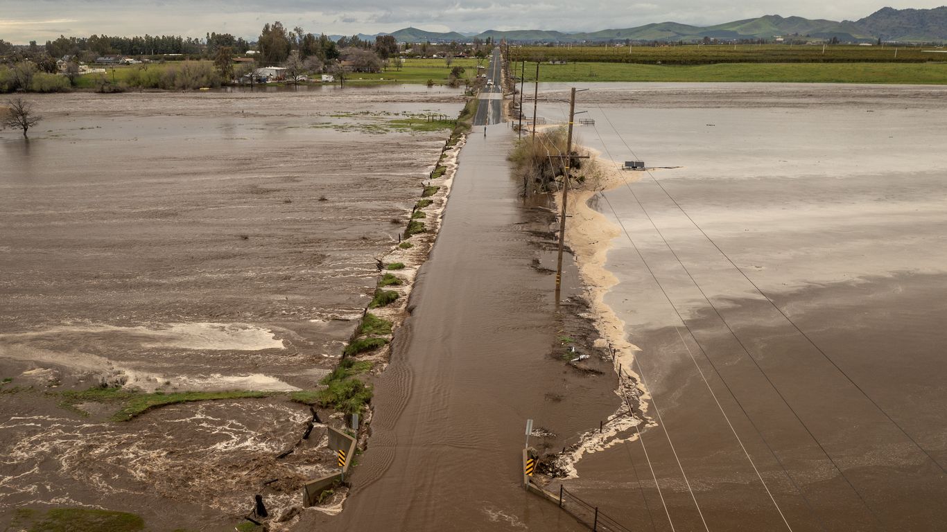 What is an atmospheric river? Weather event behind California floods, record snow