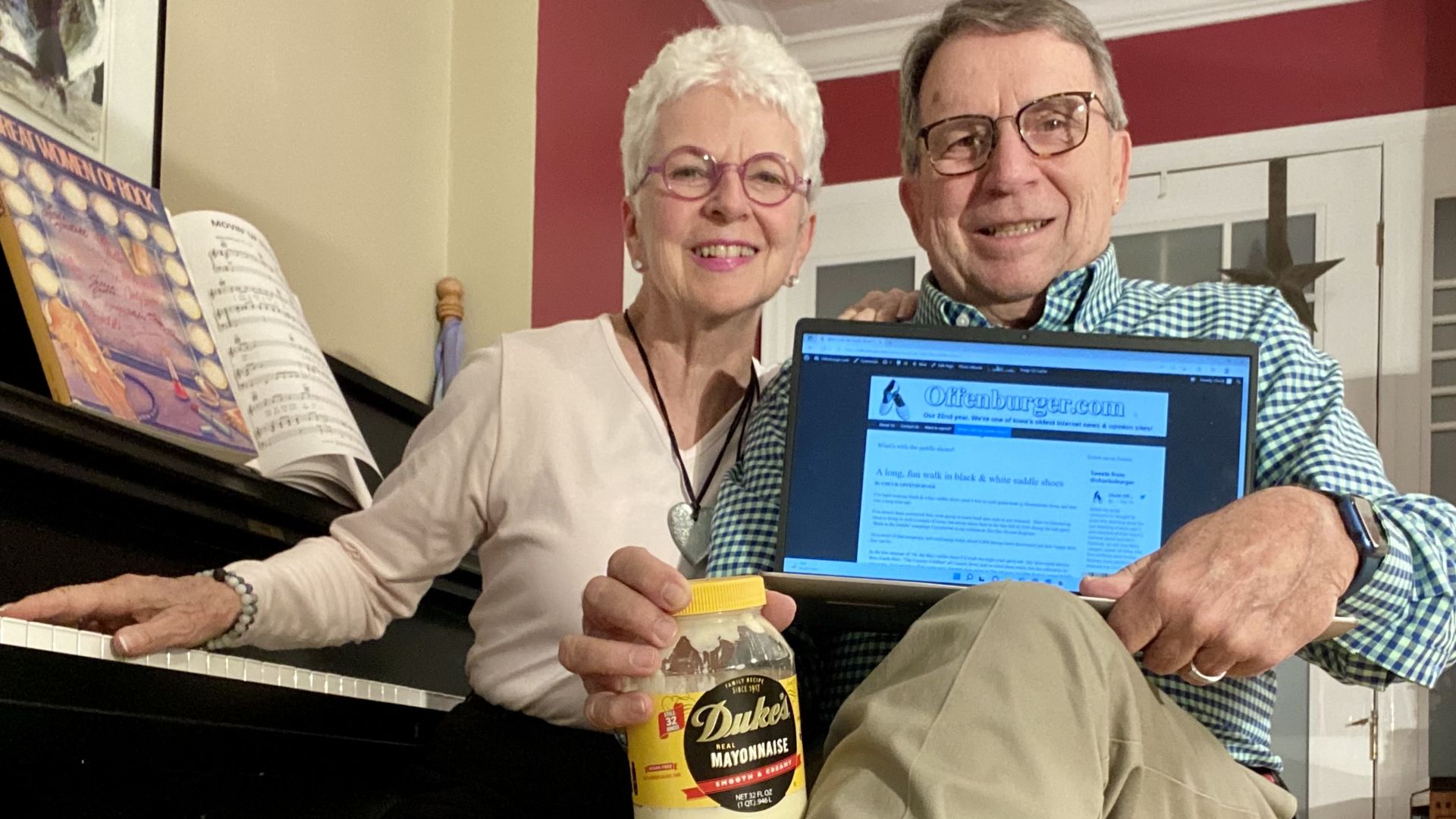A photo of Mary Riche and Chuck Offenburger.