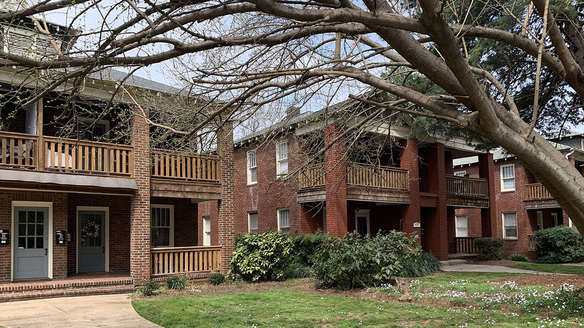 Multiplex in Elizabeth on Lamar Avenue