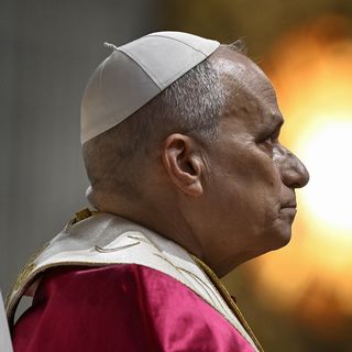 Trump's pope spat risks feud with crucial Catholic swing voters