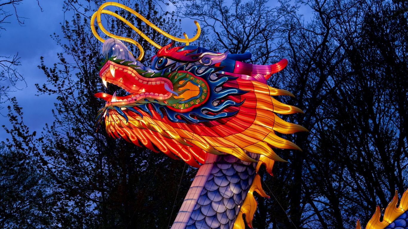 chinese-lantern-festival-returns-to-philly-s-franklin-square-axios