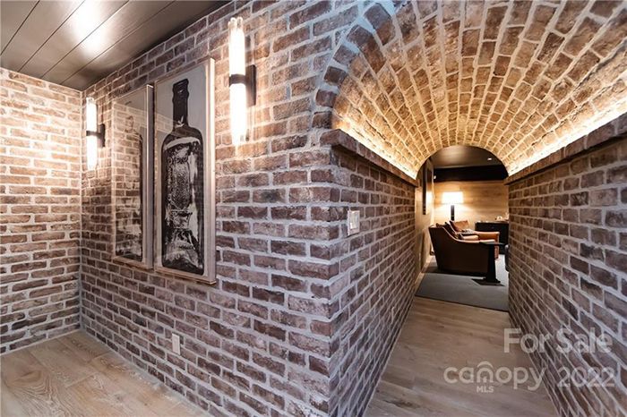 2209 Sherwood Ave. speakeasy tunnel