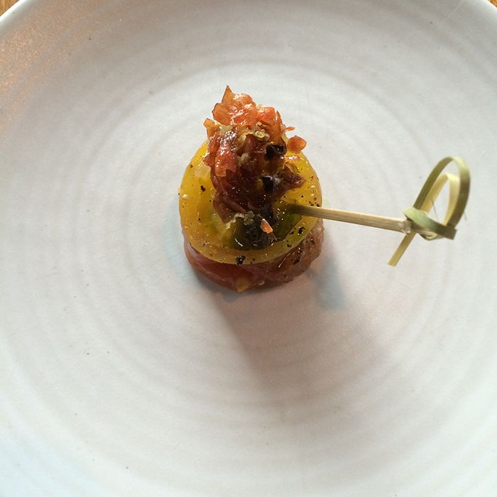 Wolfgang puck hierloom-tomato-canape
