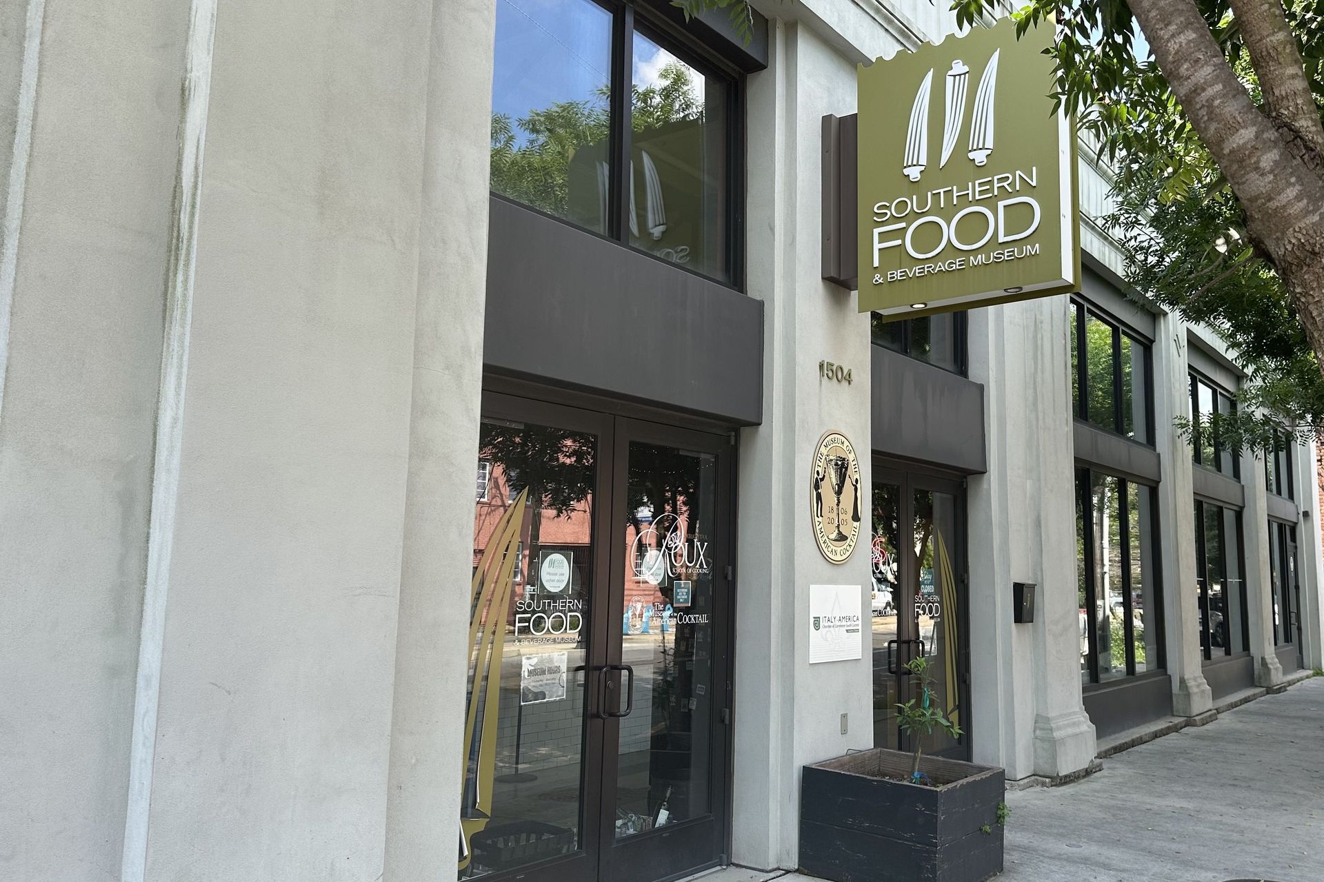 ♪´93  S&S  FN パリ&ミラノ  東京  ニューヨーク ソウル♪ Southern Food and Beverage Museum closes after 20+ years - Axios