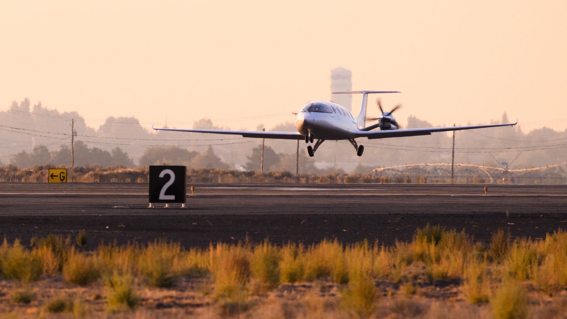 Eviation's "Alice", the world's first all-electric commuter airplane, lands at the conclusion of its first flight on September 27, 2022 in Moses Lake, Washington.