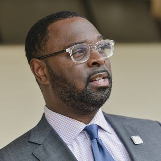 Memphis mayor: "Certainly not happy" about Trump's National Guard deployment