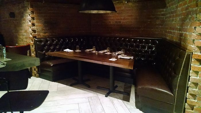 duckworths-cellar-booth