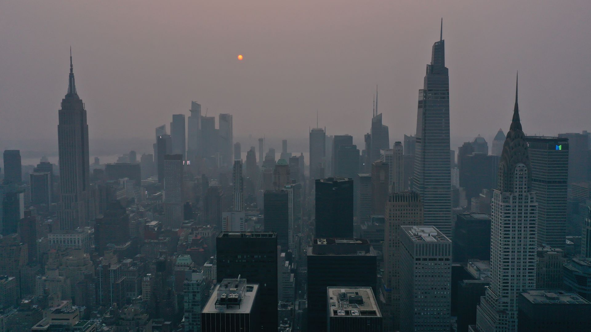 Wildfires burning out of control across the Western U.S. causes hazy skies throughout New York City and Washington D.C.