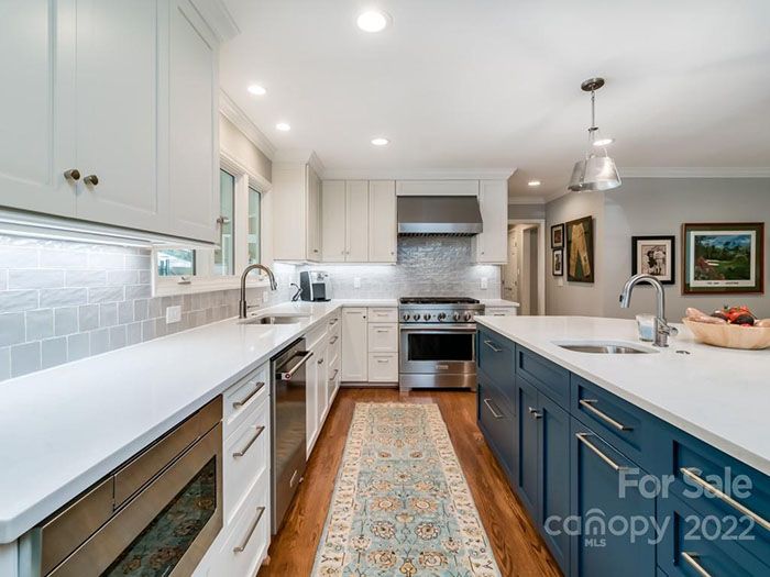 4205 Bellwood Ln kitchen