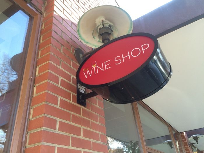 dilworth wine shop signage