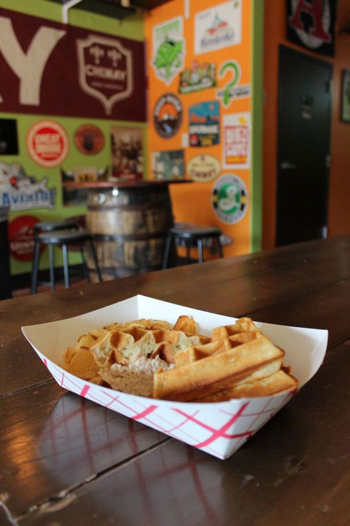 fud-at-salud-waffle-wich