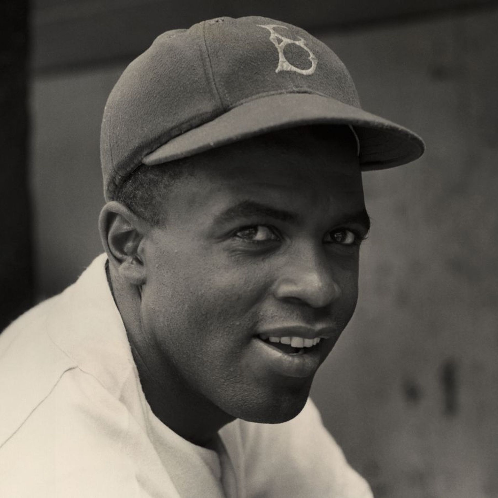 Baseball celebrates 75th anniversary of Jackie Robinson breaking