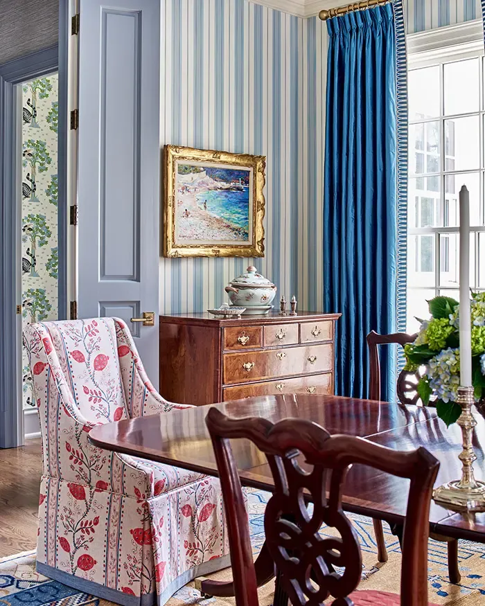 Finalist- Best design dining chair