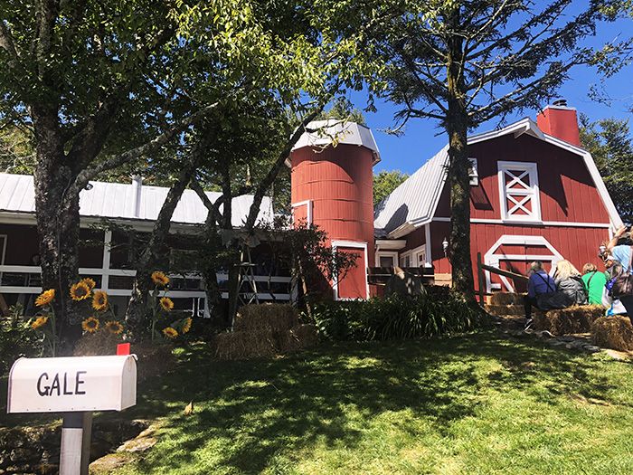 Autumn at Oz kansas skits