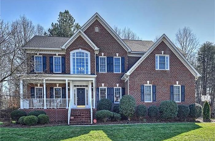 mountain-island-home