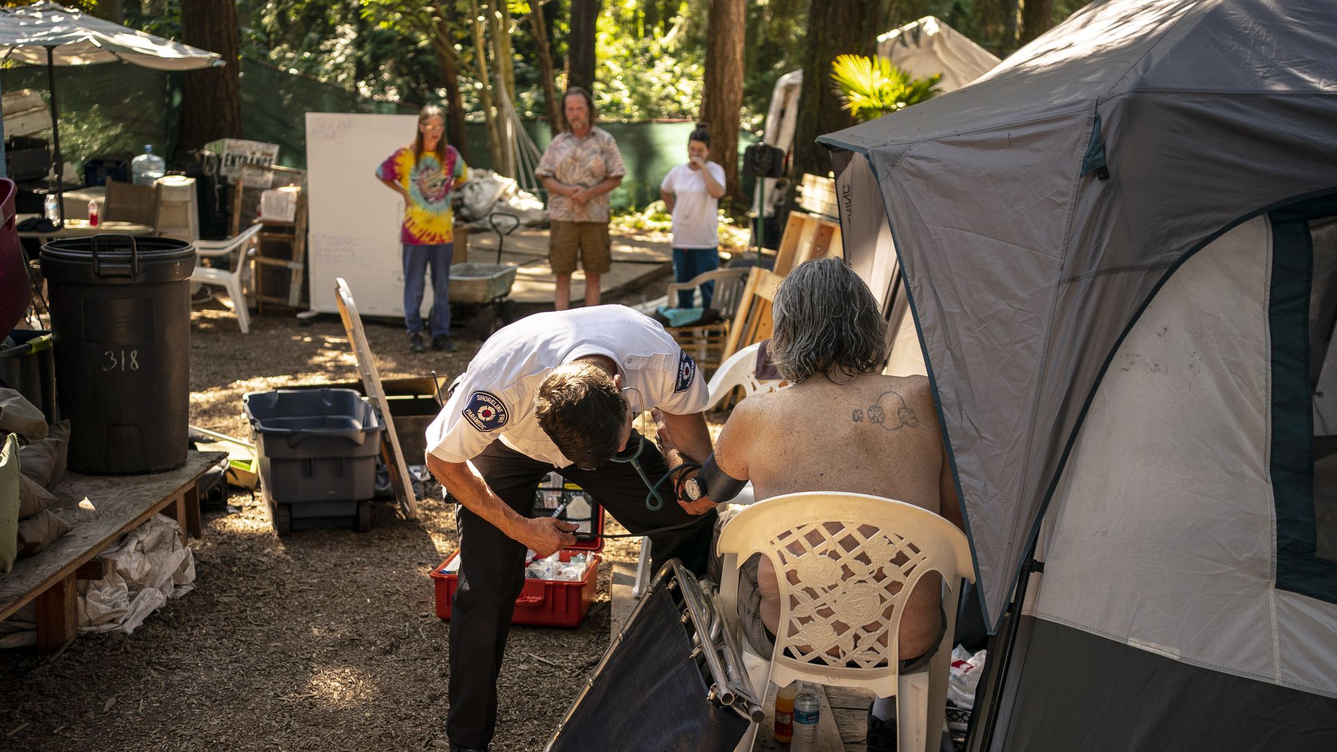 Medical officer during a heat wave