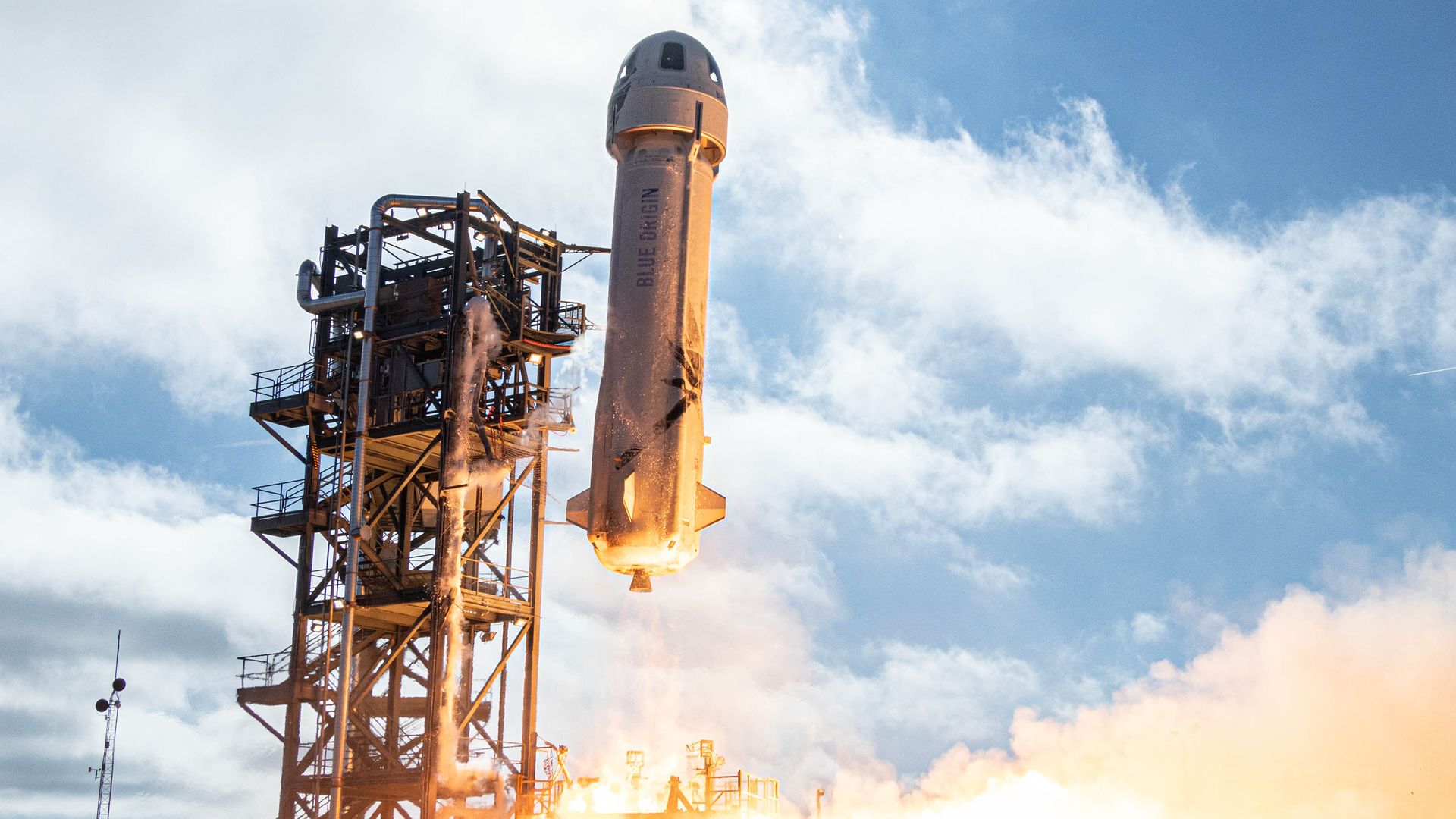 A Blue Origin rocket taking flight from Texas