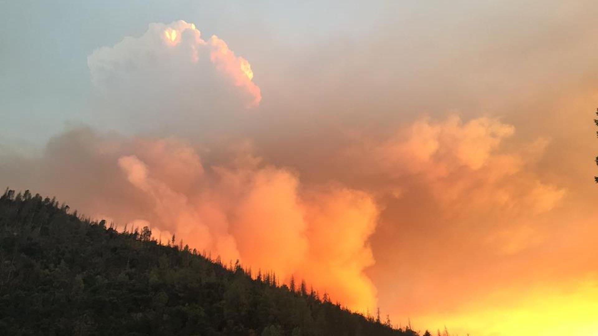 Smoke from the Ferguson Fire in California rises near Yosemite National Park.
