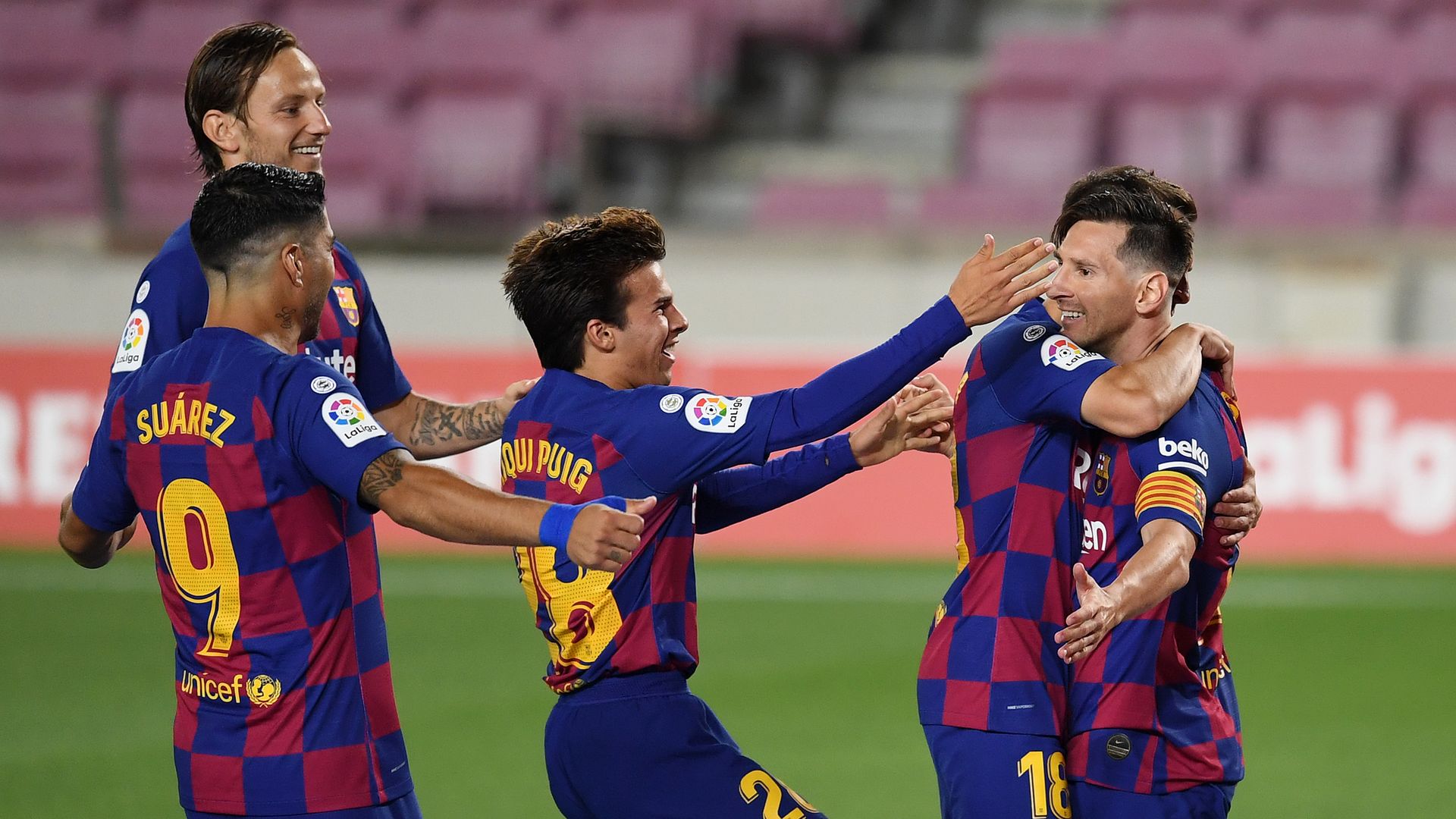 Messi celebrates with teammates