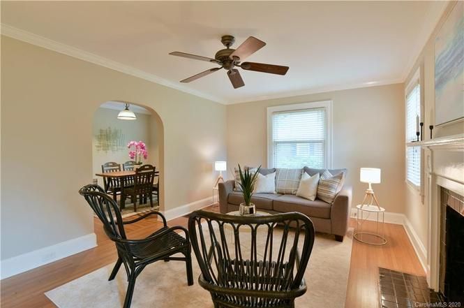 1401 Pinecrest Ave interior