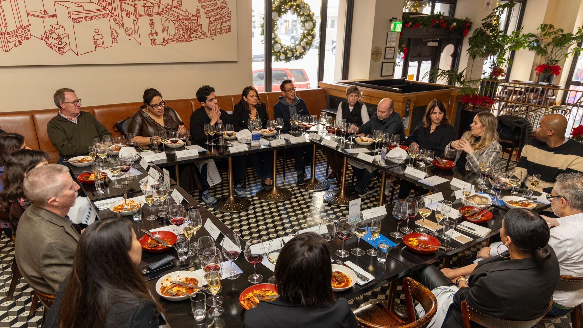Attendees enjoying lunch during the discussion. 