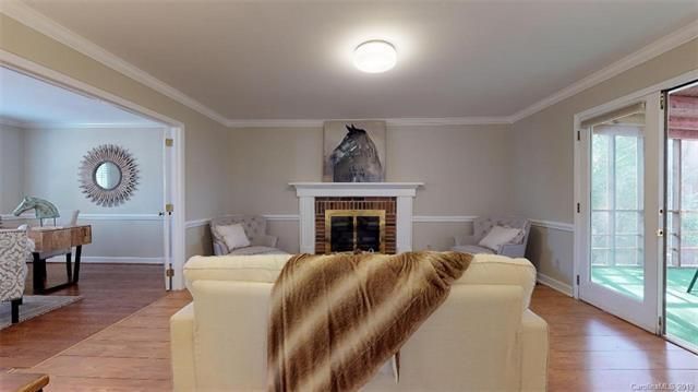 7232 Sheffingdell Drive interior