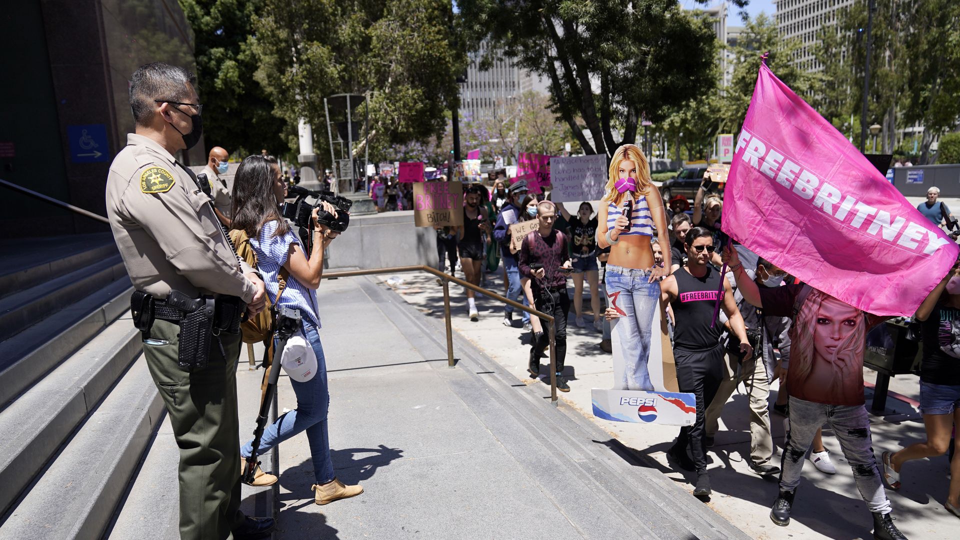 Free Britney protest outside courtroom