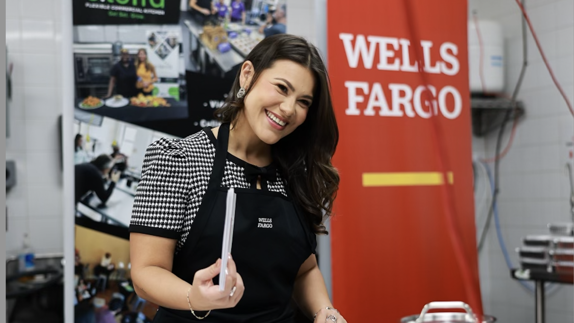 Wells Fargo ノベルティプレート 1982年製 Miniature Wells Fargo Cowboy Western Signs - Etsy