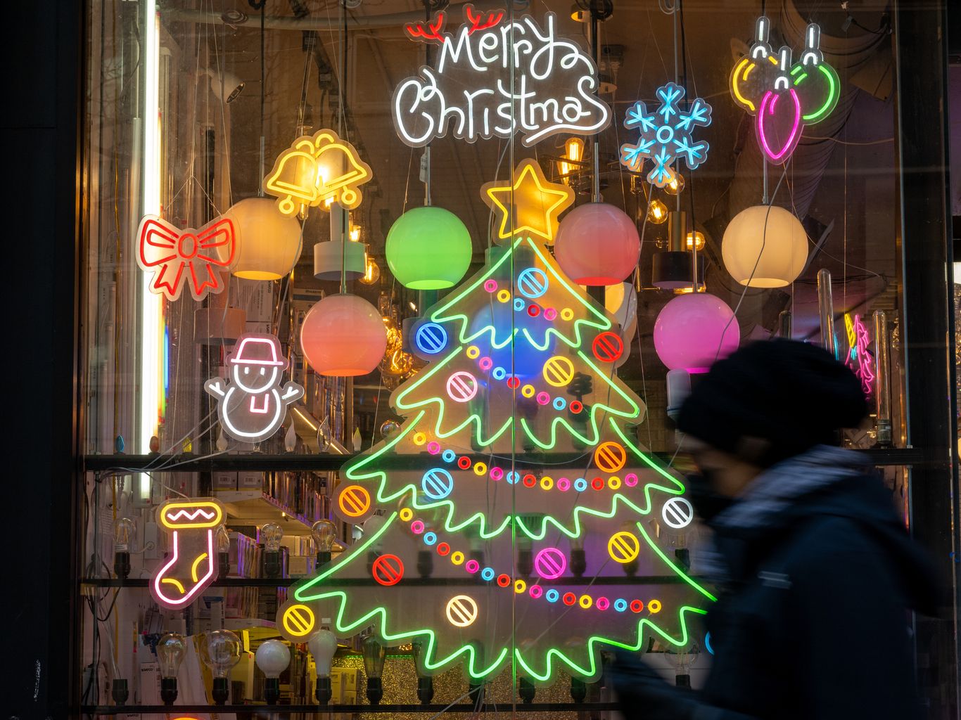 Christmas Day 2022: What stores are open on Christmas Day?