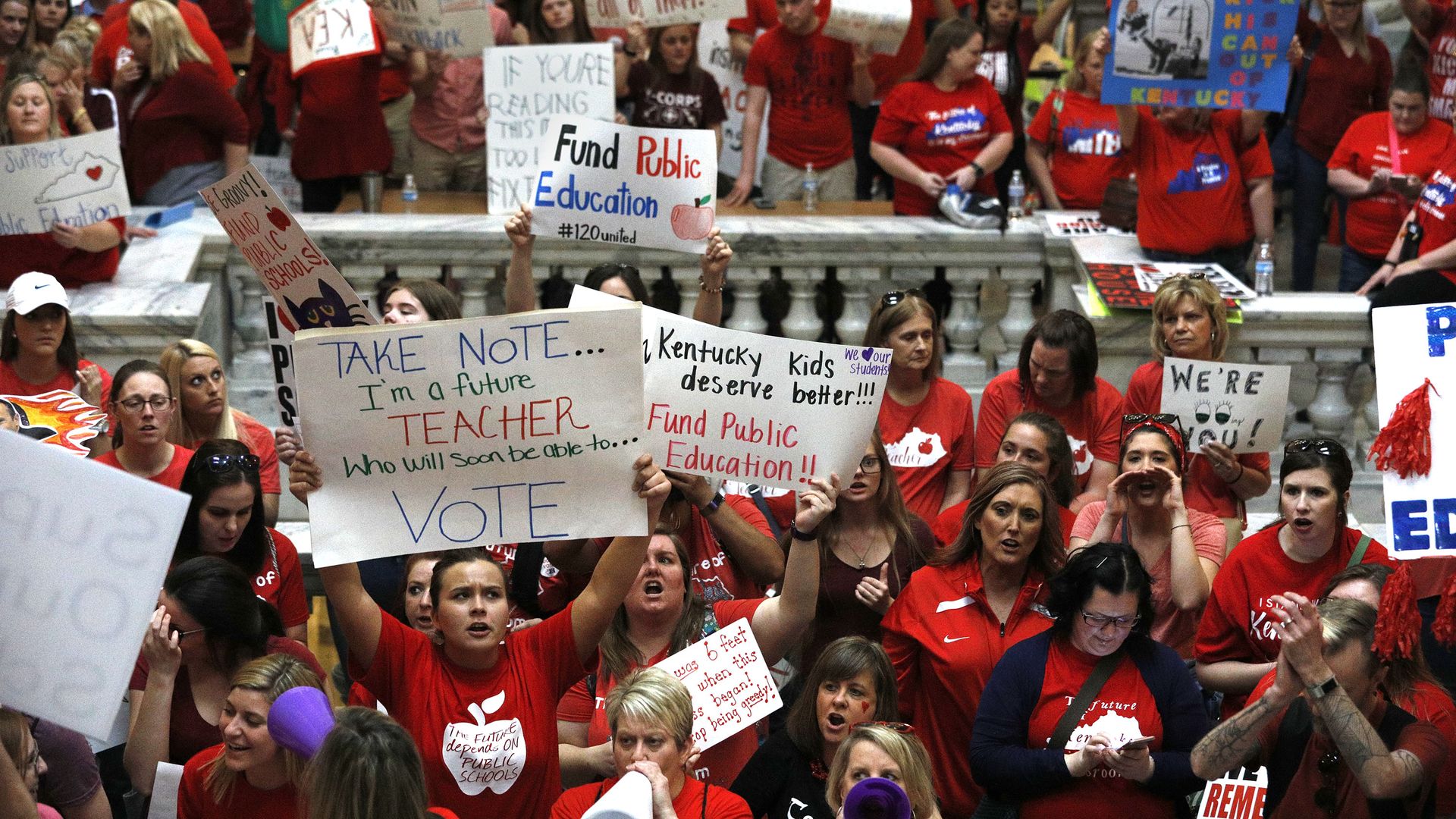 Kentucky Public school teachers protest outside the Kentucky House Chamber over a controversial pension reform bill which Gov. Bevin signed into law. Photo: Bill Pugliano/Getty Images