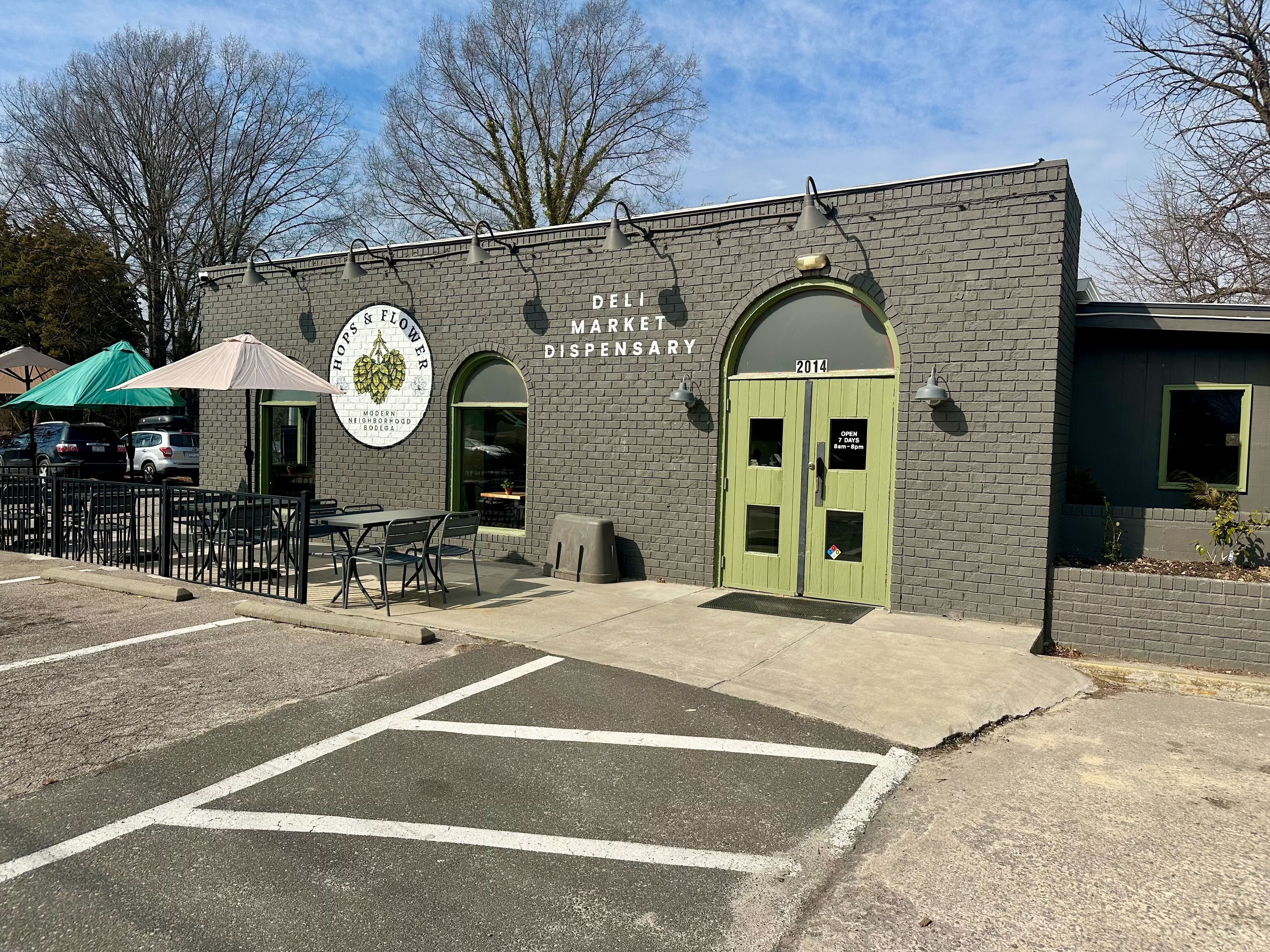 axios.com - Zachery Eanes - North Carolina hemp shops push ahead despite looming THC ban