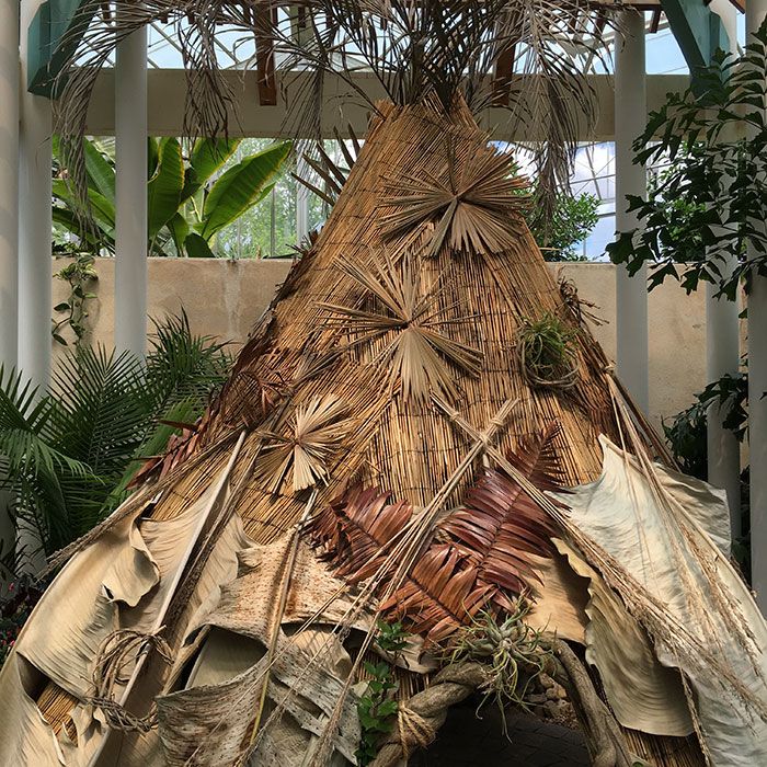 daniel-stowe-little-hut