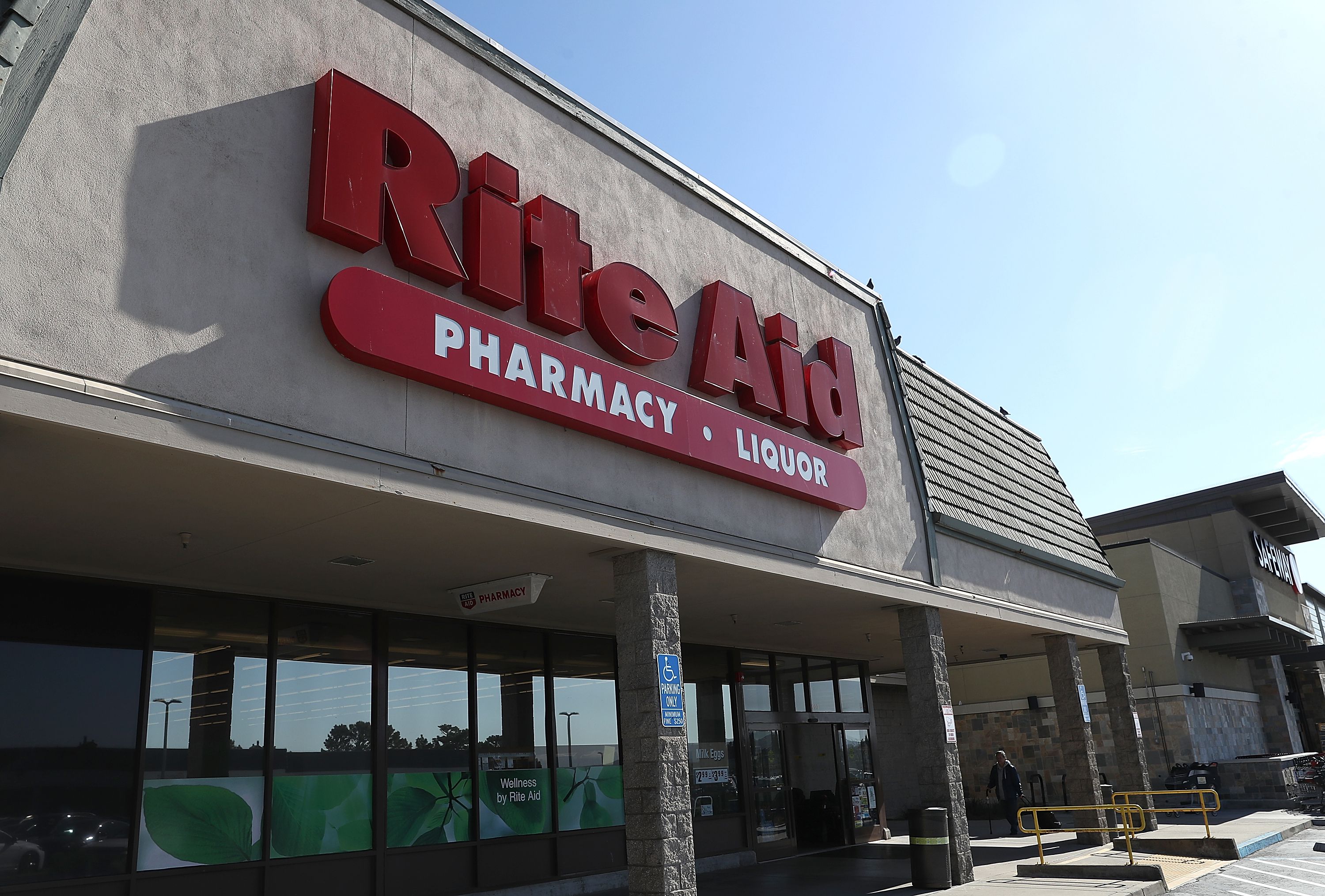 Rite Aid to halt sale of e-cigarettes and vaping products