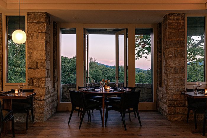 skyline lounge midcentury modern hotel