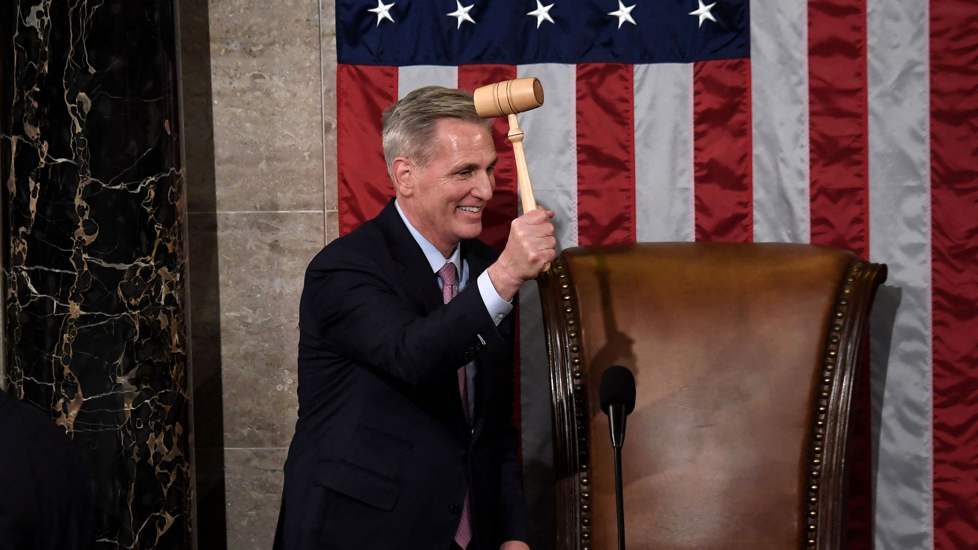 Newly elected Speaker of the US House of Representatives Kevin McCarthy holds the gavel after he was elected on 