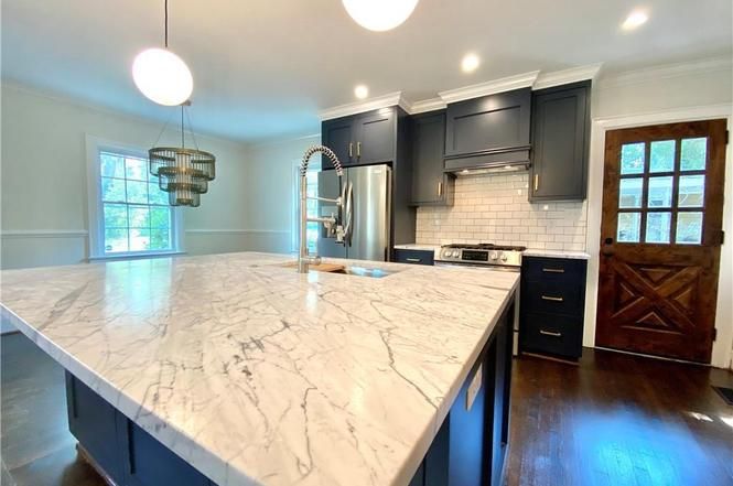 1214 Bethel Rd counters