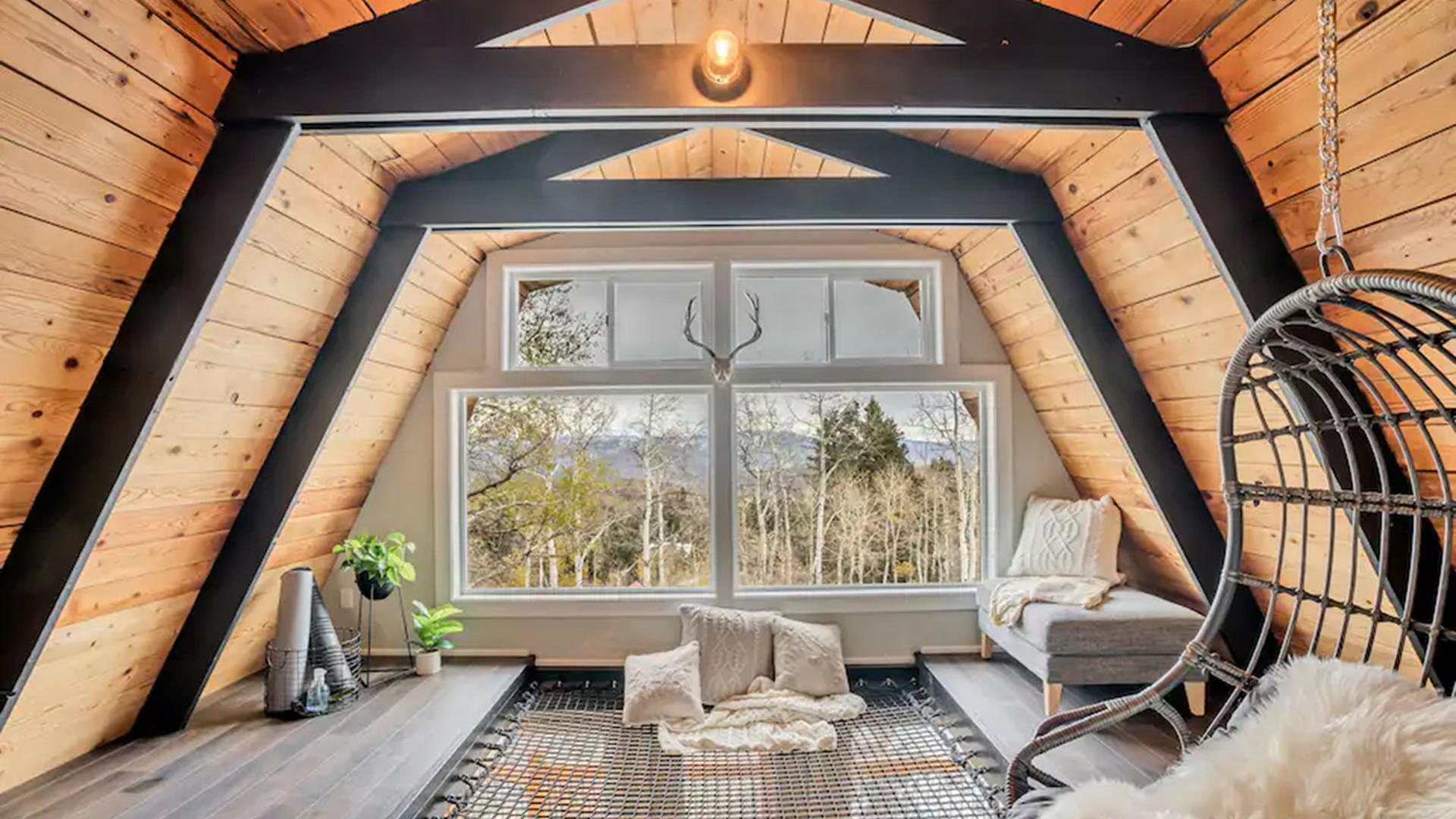 inside of hideaway airbnb