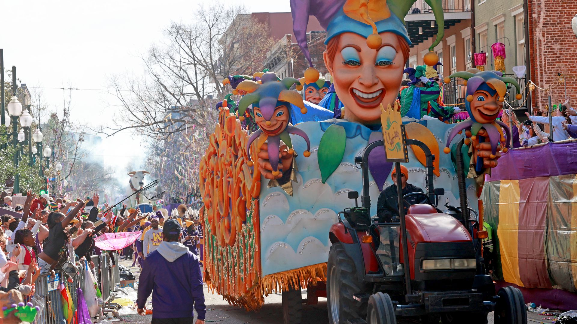 Fully Dressed: Super Bowl parade planned - Axios New Orleans