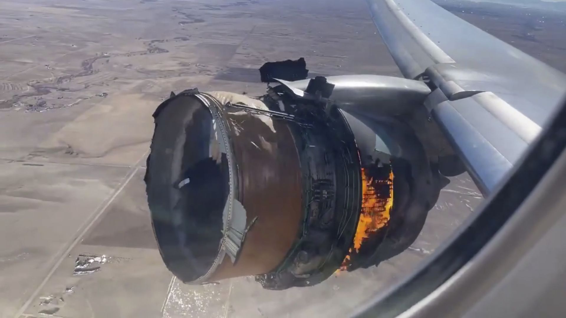 A Boeing 777 with an engine on fire