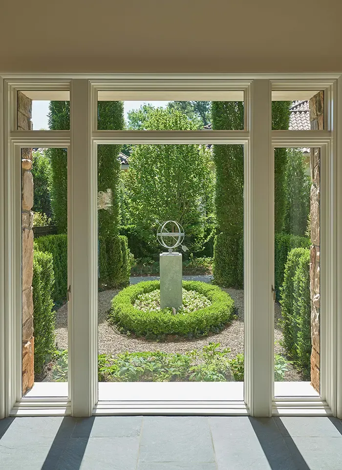 axios-charlotte-home-of-the-year-2022-garden-view