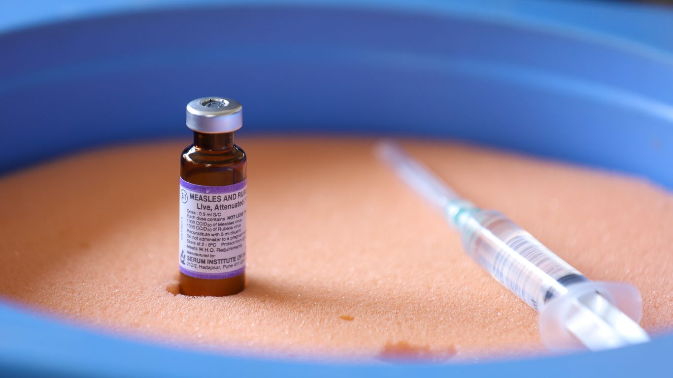 Unvaccinated child dies in Texas measles outbreak