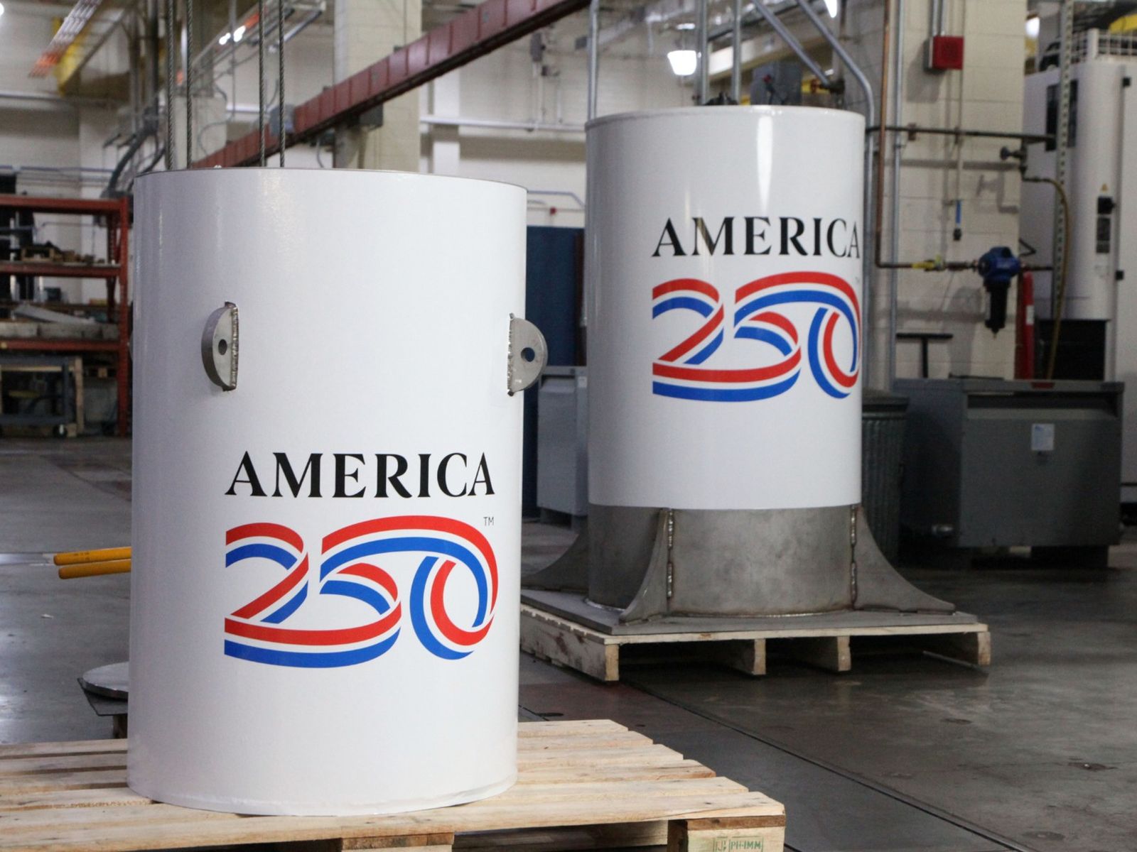 Here's what Florida included in America's Time Capsule - Axios Miami