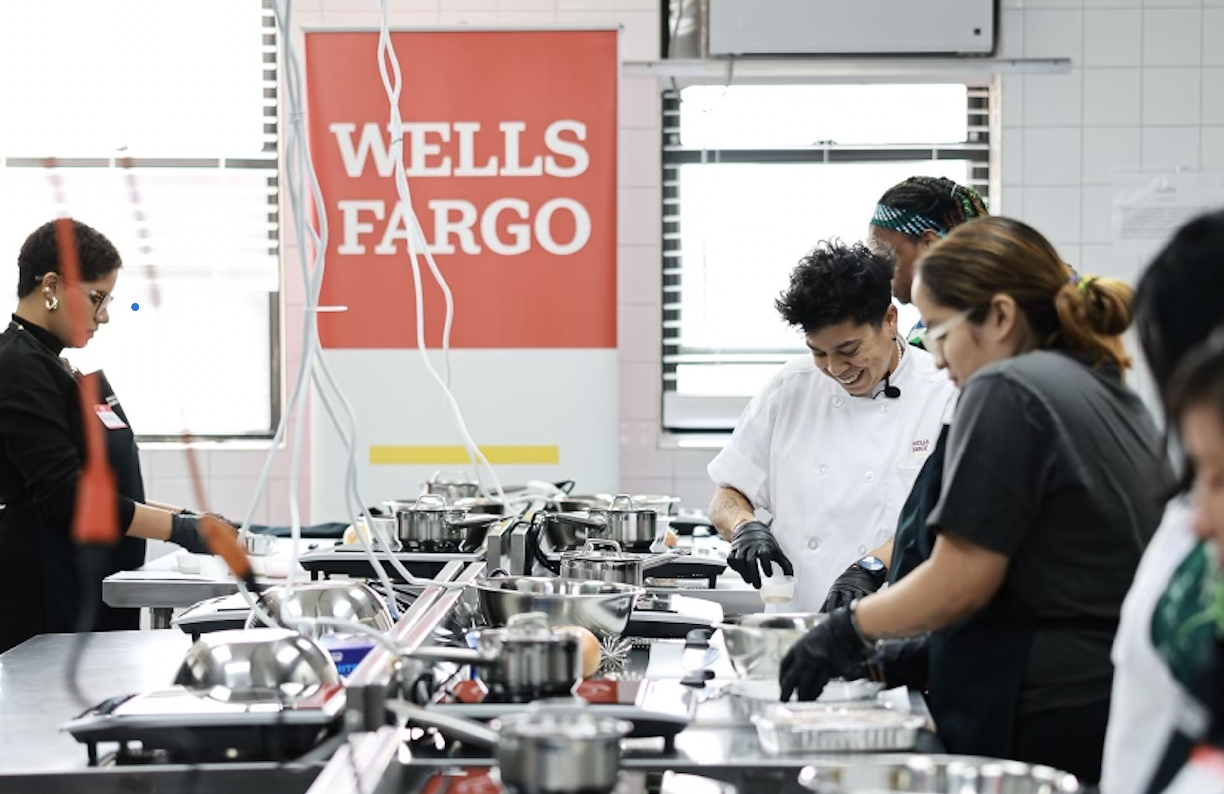 Wells Fargo ノベルティプレート 1982年製 Wells Fargo ノベルティ