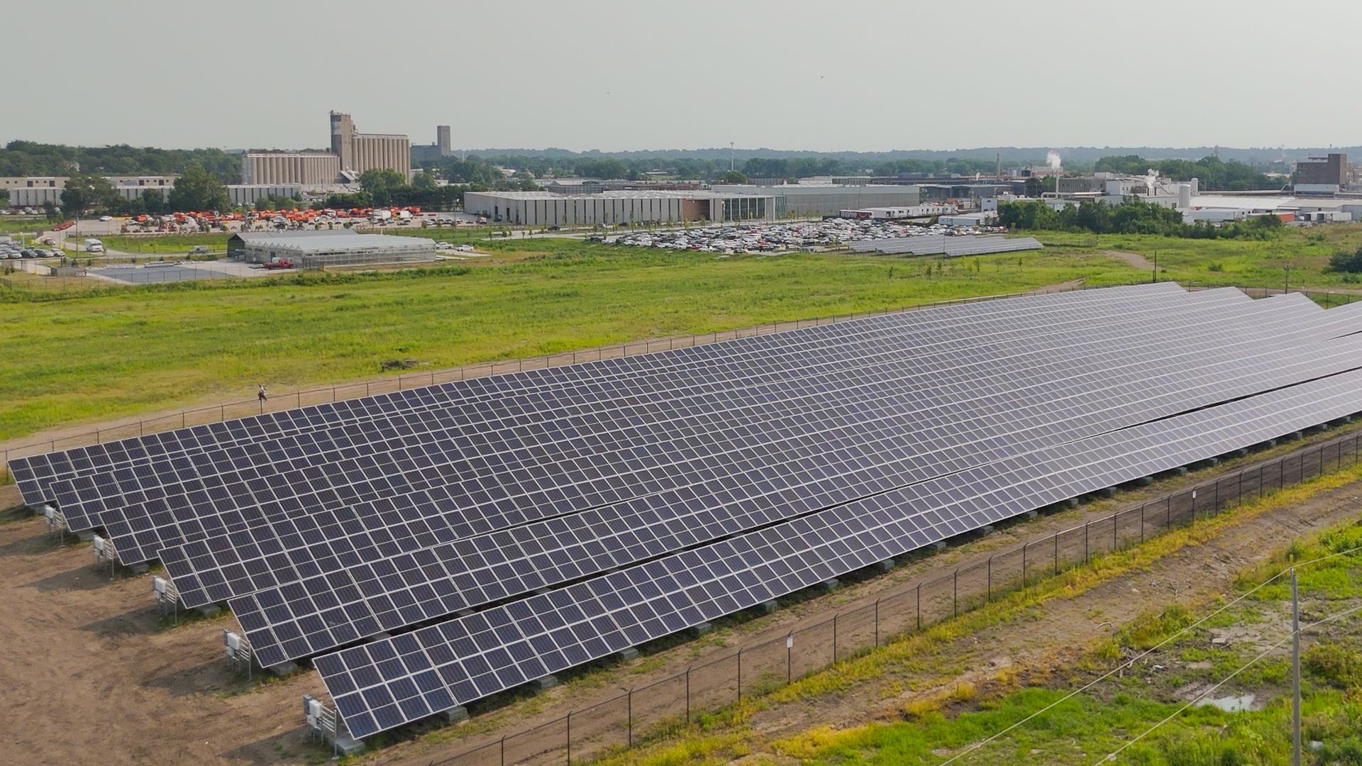 A photo of Harriet Street Solar Field.