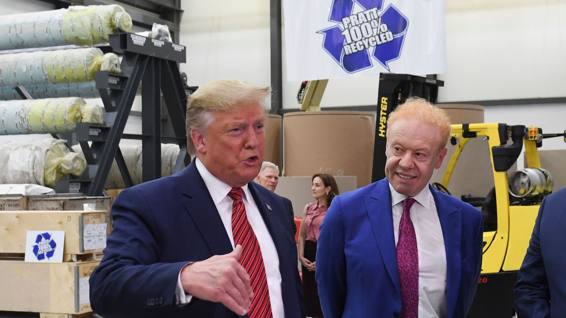  President Donald Trump (L), Global Chairman of Pratt/Visy Industries Anthony Pratt and Australian Prime Minister Scott Morrison (R) visit Pratt Industries during the plant's opening in Wapakoneta, Ohio on September 22, 2019.
