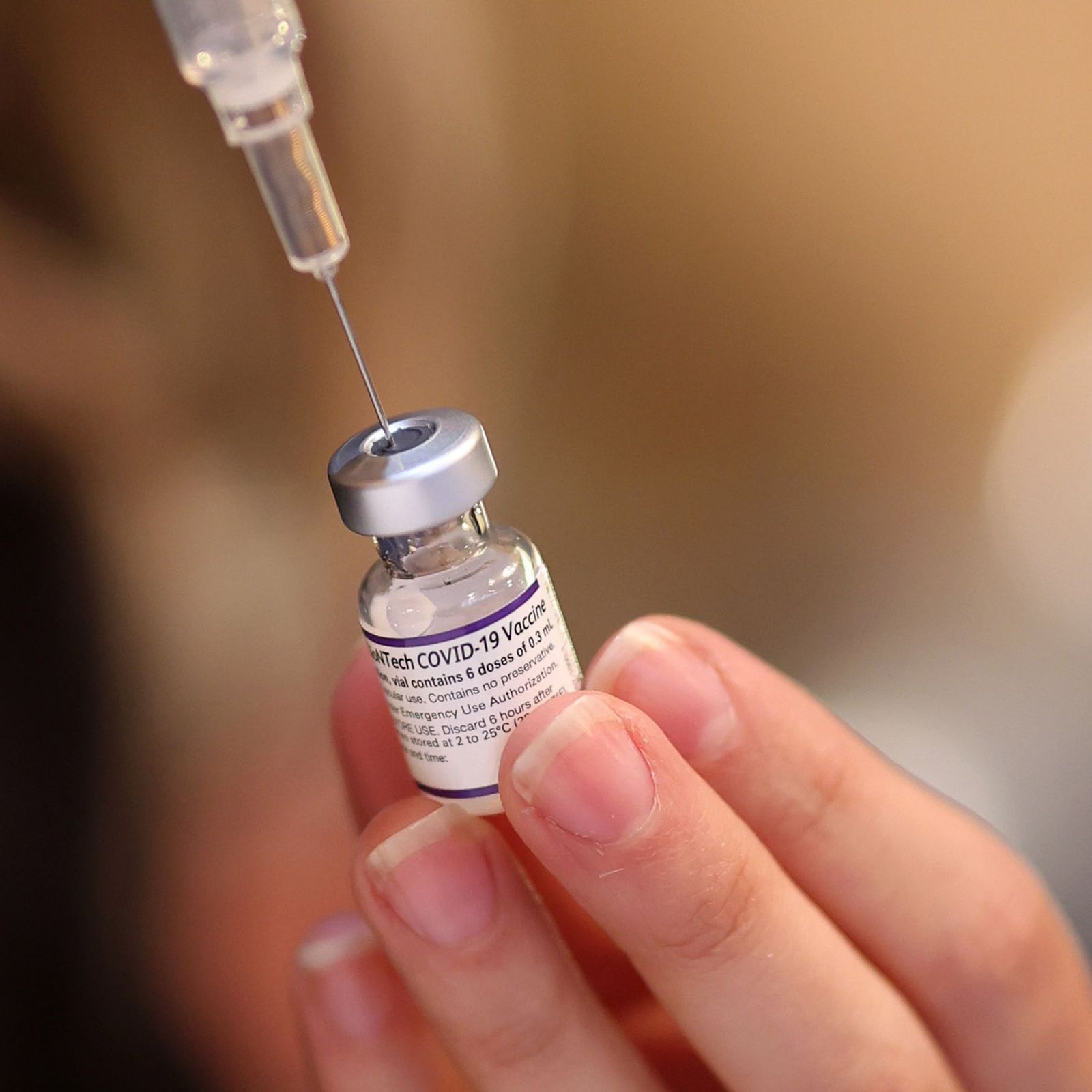 b12 injection and pfizer vaccine FDA approves new COVID shots from Moderna, Mixing Pfizer, AstraZeneca Vaccines Gives
